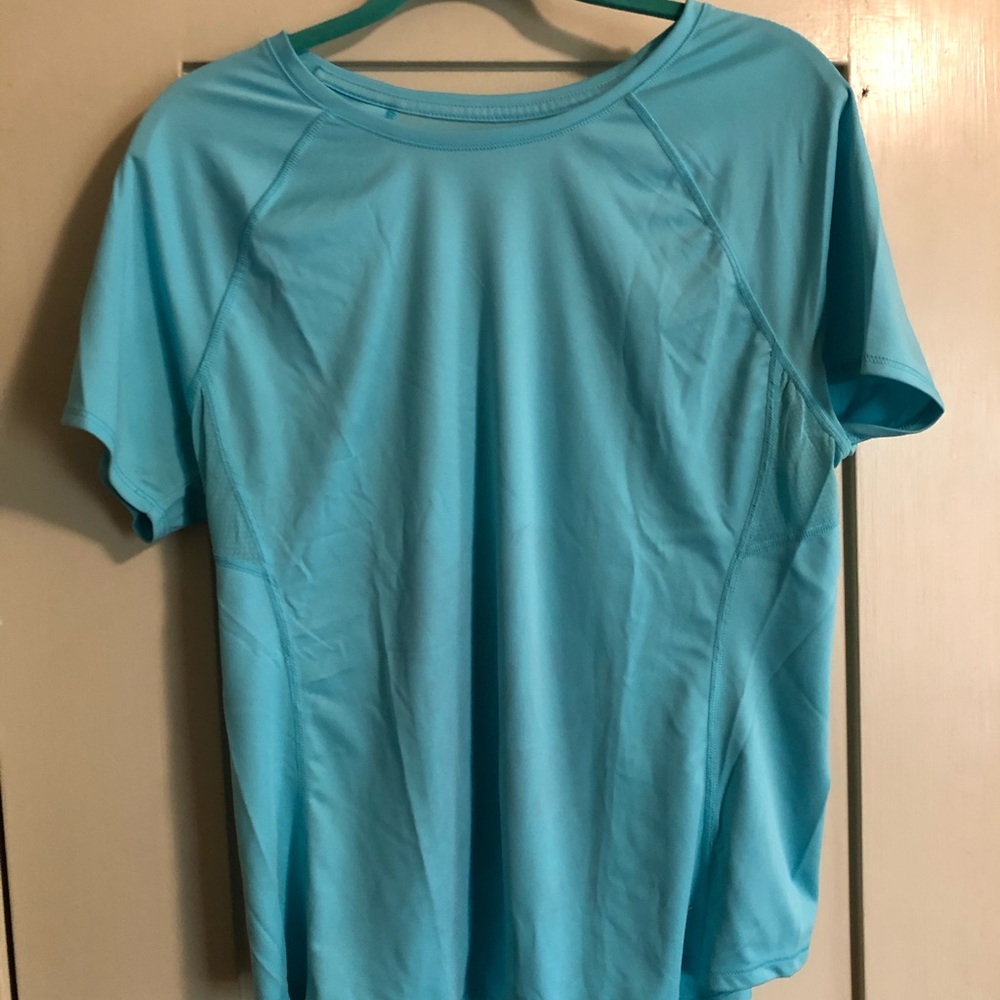 Old Navy Active Top in Blue